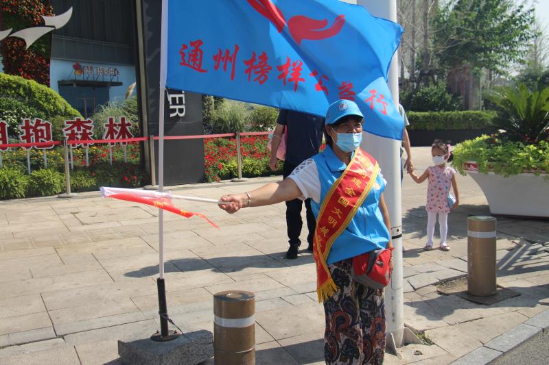 <strong>男人露出阴茎捅女人尿道视频</strong>